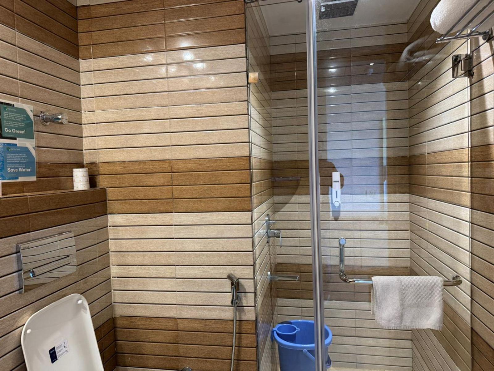 Hotel River Retreat คางกรา ภายนอก รูปภาพ