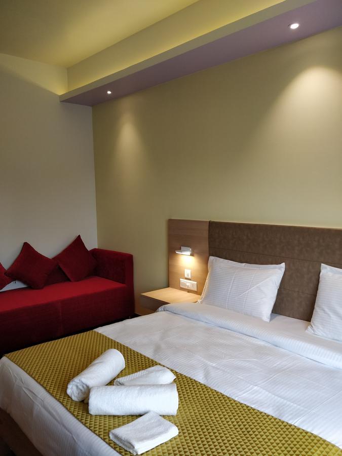 Hotel River Retreat คางกรา ภายนอก รูปภาพ