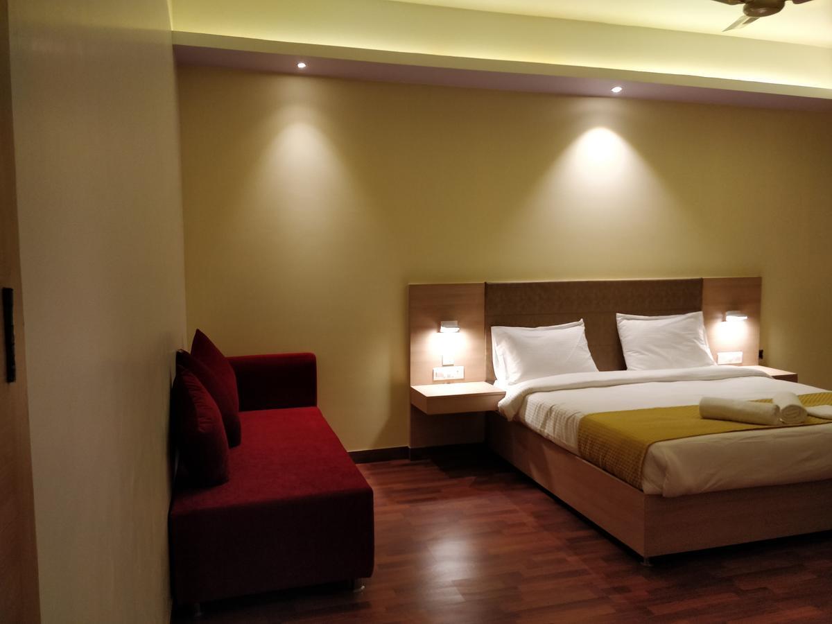 Hotel River Retreat คางกรา ภายนอก รูปภาพ