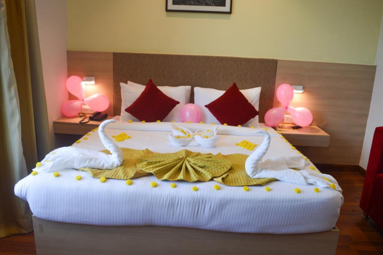 Hotel River Retreat คางกรา ภายนอก รูปภาพ
