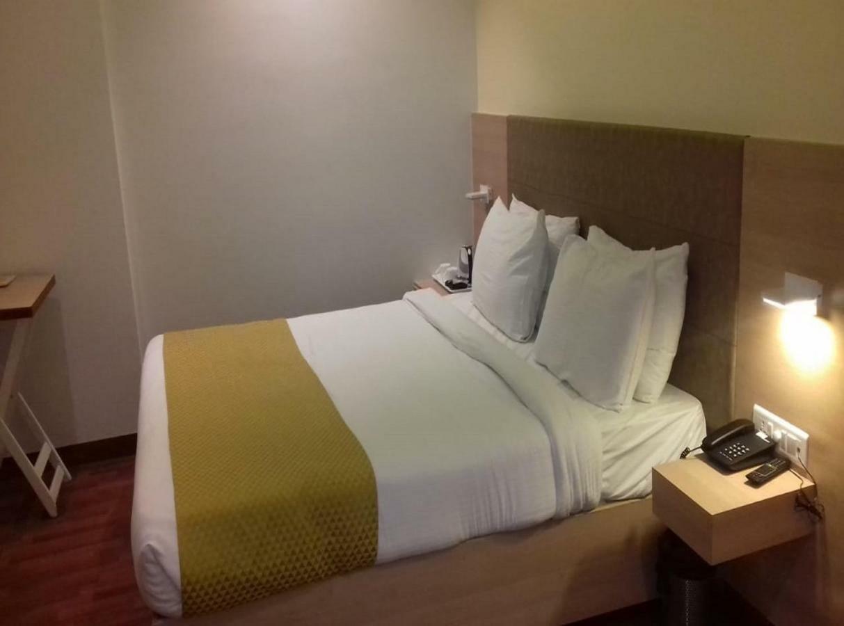 Hotel River Retreat คางกรา ภายนอก รูปภาพ
