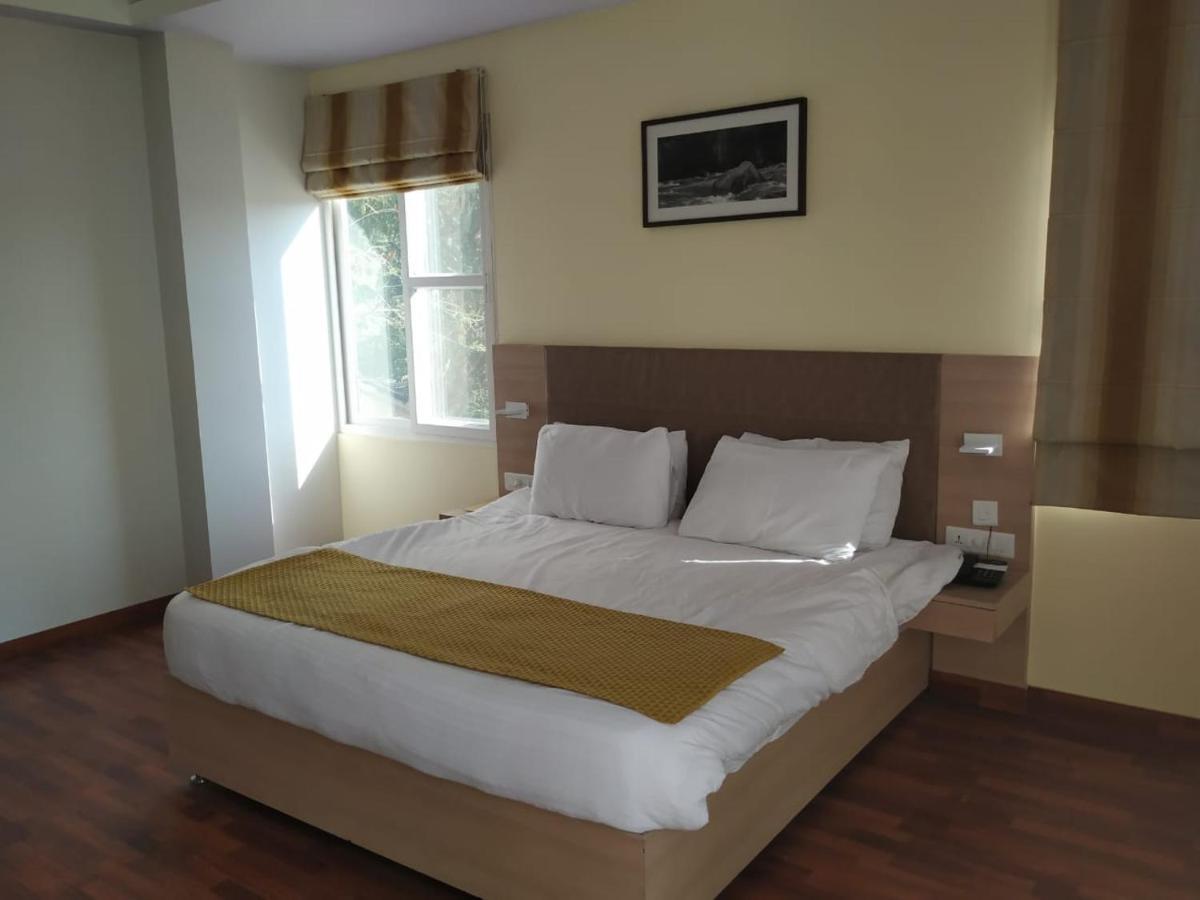 Hotel River Retreat คางกรา ภายนอก รูปภาพ